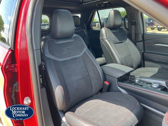 New 2026 Ford Explorer ST AWD/4WD image 38