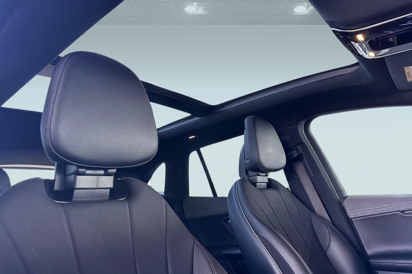 Certified 2023 Mercedes-Benz EQE 500 4MATIC SUV image 25