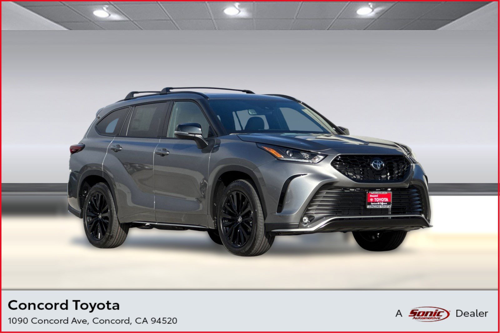 New 2026 Toyota Highlander XLE image 1