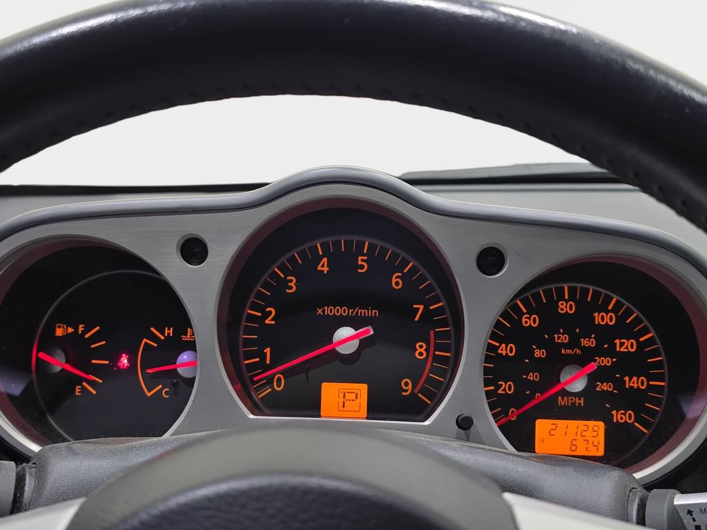 Used 2008 Nissan 350Z Enthusiast RWD image 19