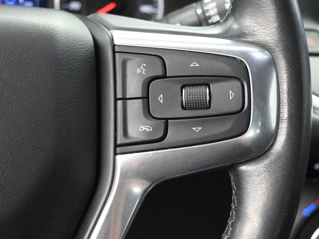 Used 2020 Chevrolet Blazer LT image 39