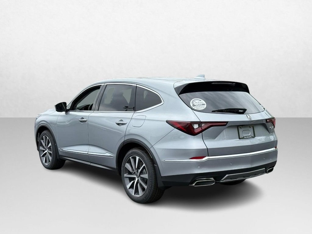 Certified 2026 Acura MDX w/ Technology Package FWD image 4