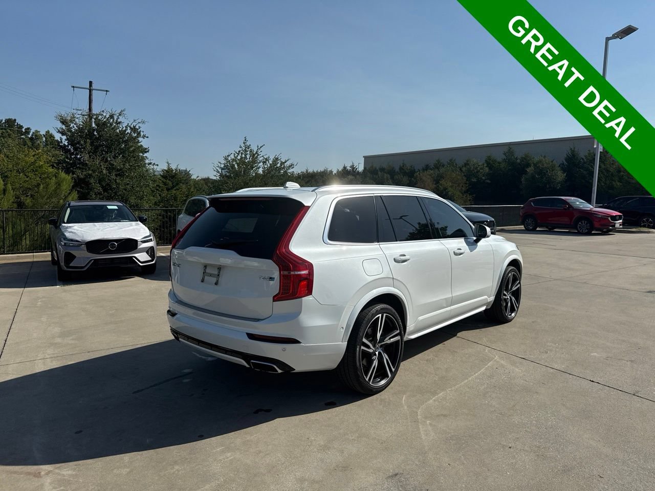 Used 2018 Volvo XC90 T6 R-Design w/ Convenience Package AWD/4WD image 5