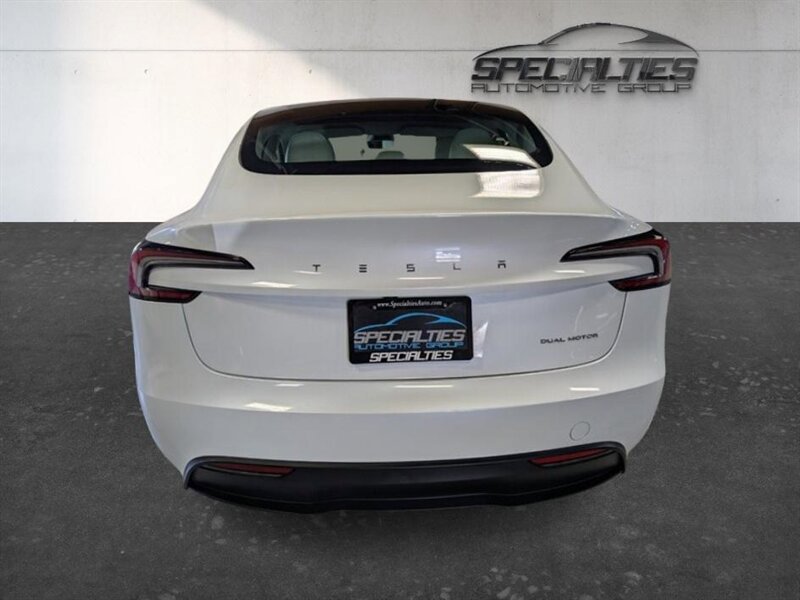 Used 2025 Tesla Model 3 Long Range AWD/4WD image 9