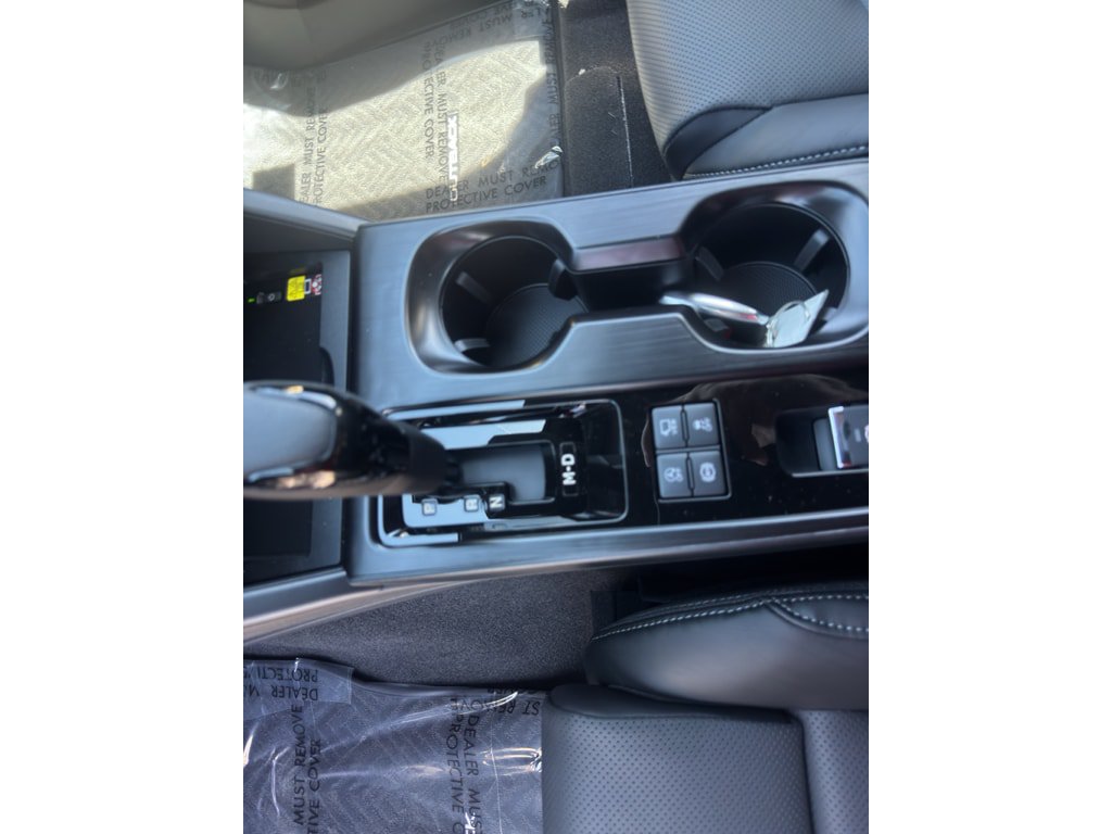 New 2026 Subaru Outback Touring XT AWD/4WD image 19