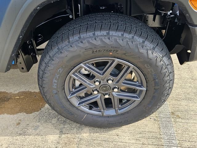 Certified 2025 Jeep Wrangler Unlimited Sport AWD/4WD image 16