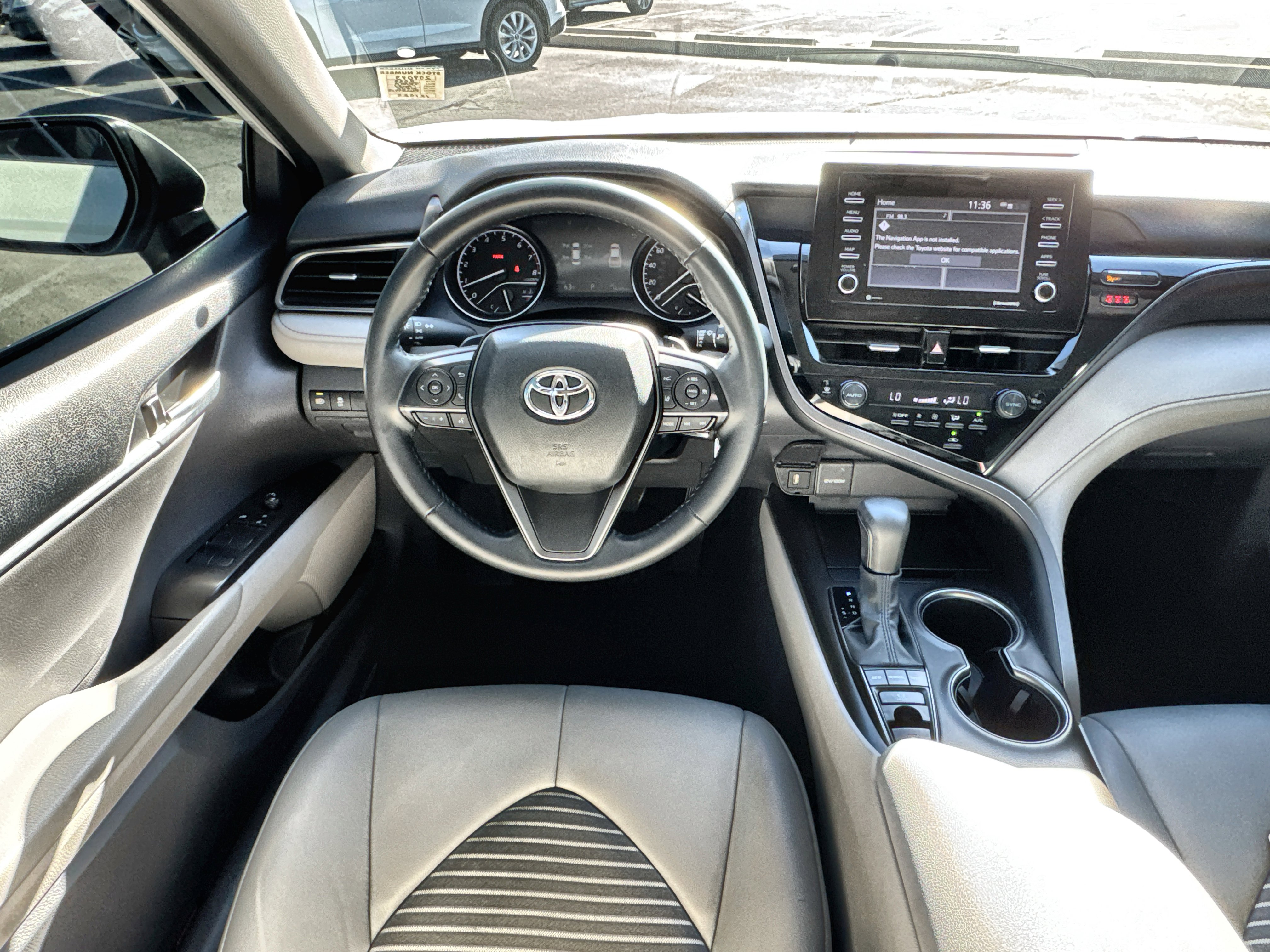 Used 2023 Toyota Camry SE image 19