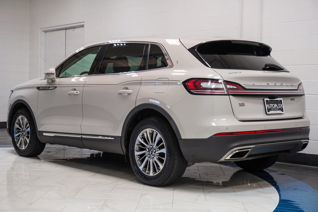 Used 2019 Lincoln Nautilus Select image 34