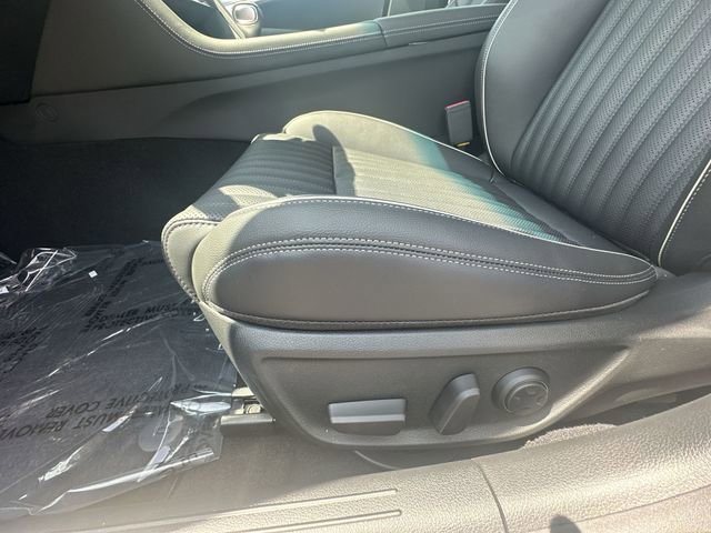 New 2026 Genesis G70 2.5T Prestige image 12