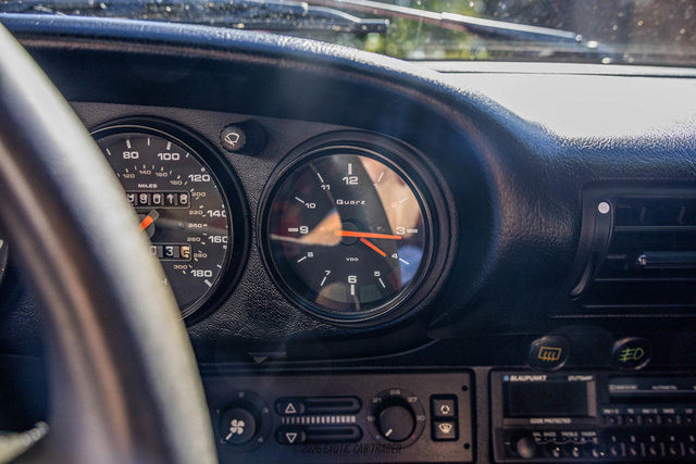 Used 1991 Porsche 911 Carrera image 21