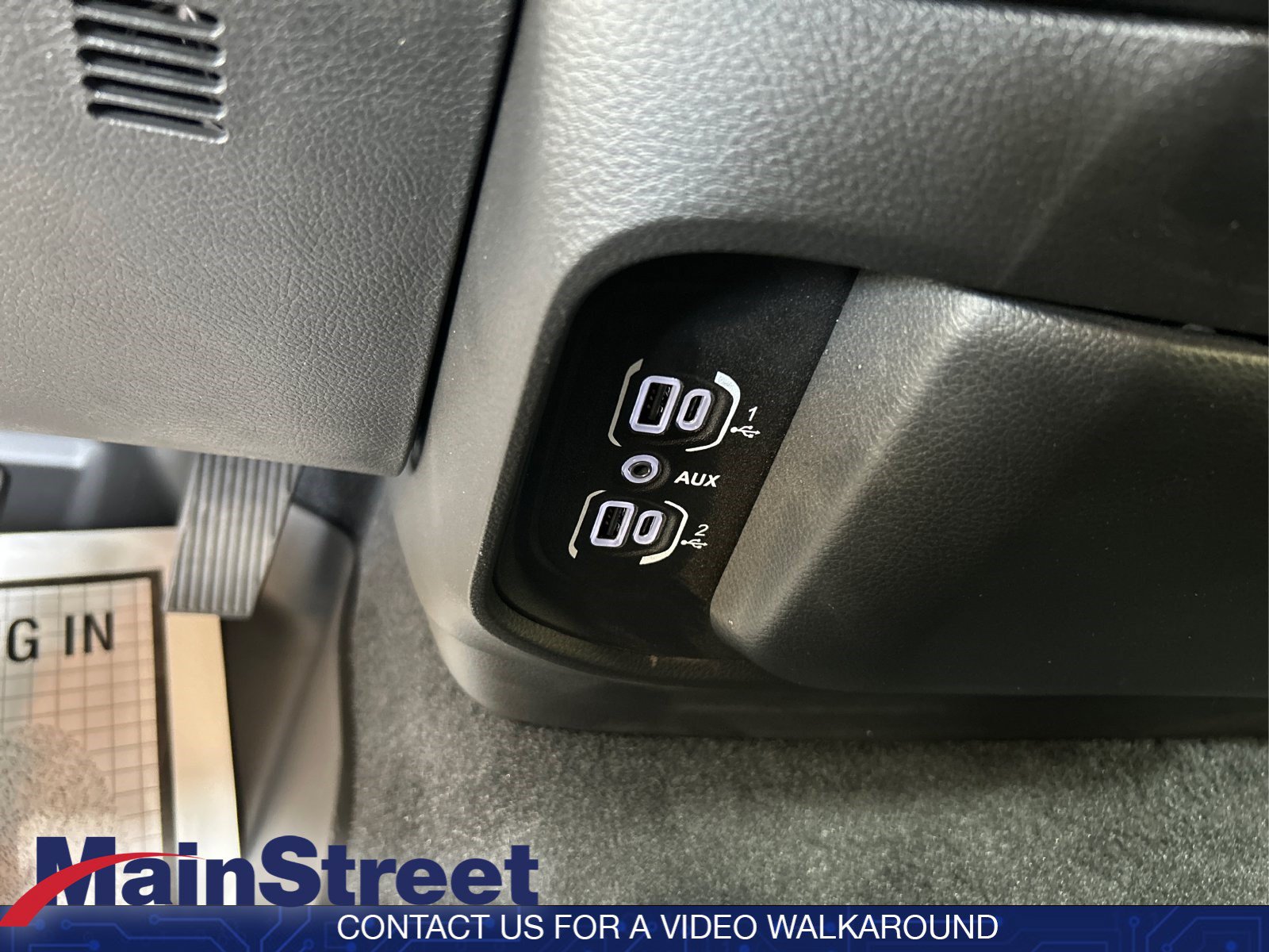 Used 2026 RAM 1500 Warlock AWD/4WD image 31