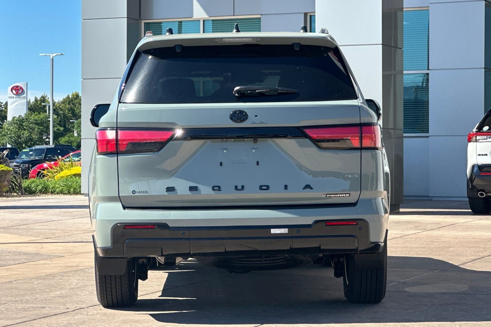 New 2026 Toyota Sequoia Platinum w/ Tow Technology Package AWD/4WD image 5