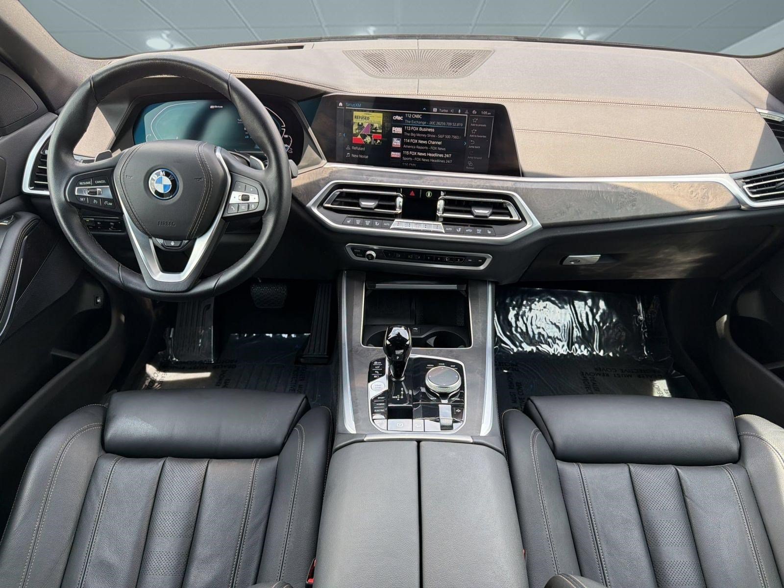 Used 2022 BMW X5 xDrive45e w/ Premium Package AWD/4WD image 15