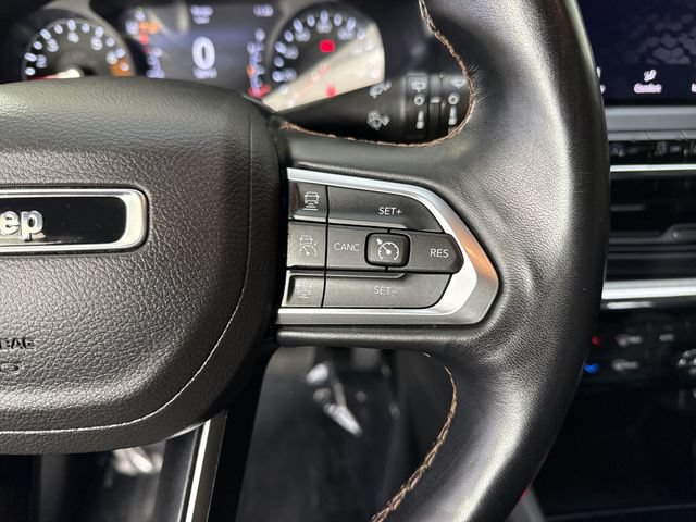 Used 2022 Jeep Compass Limited AWD/4WD image 13