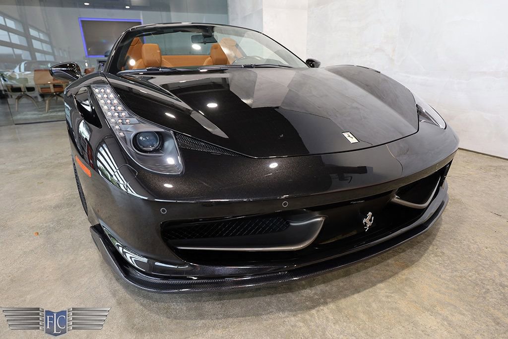 Used 2013 Ferrari 458 Spider RWD image 11