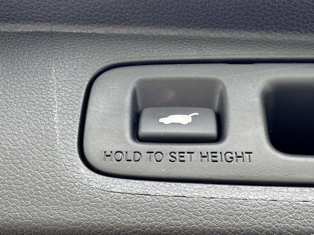 Certified 2025 Honda CR-V EX-L image 10