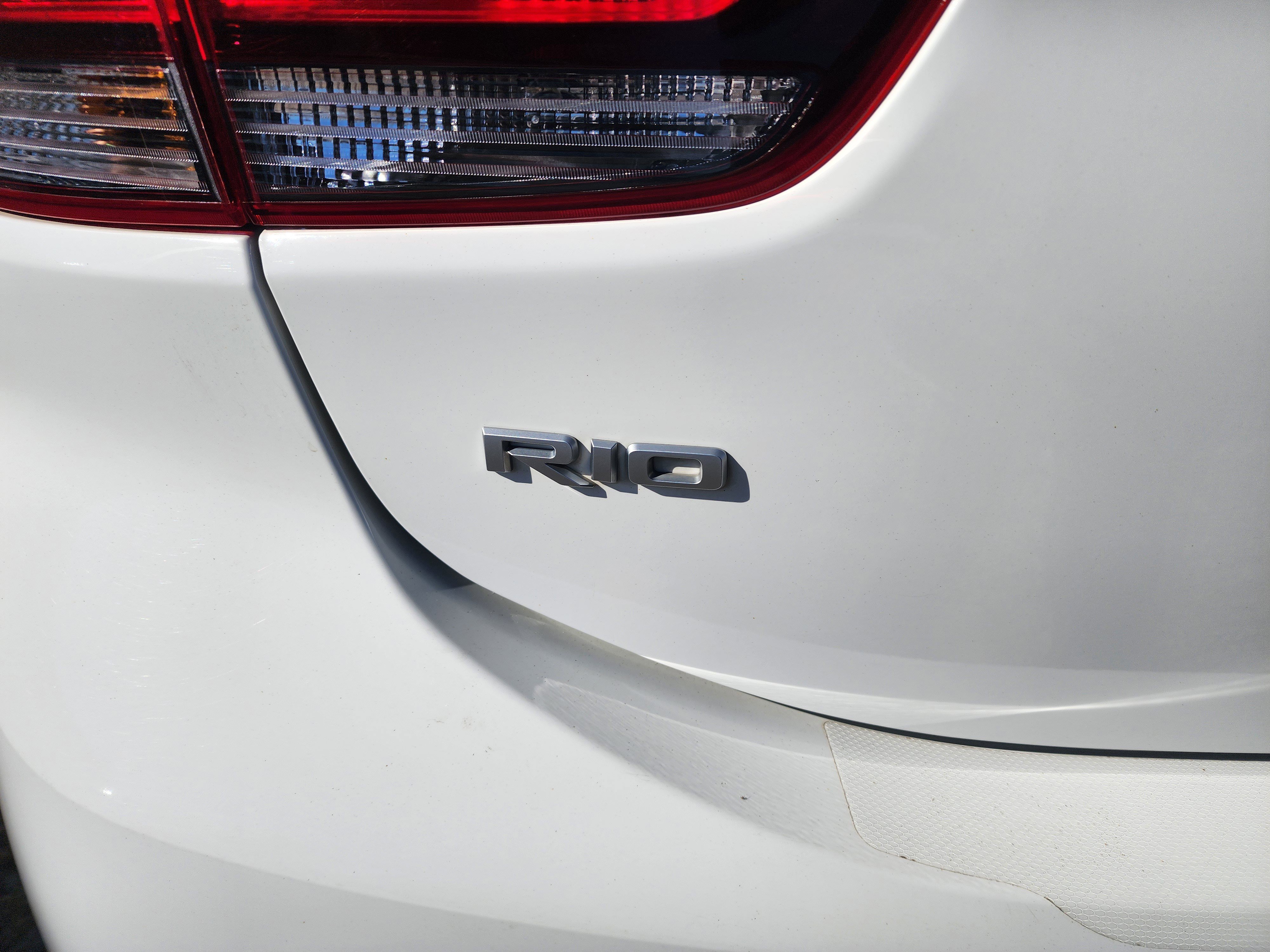 Used 2023 Kia Rio S image 8