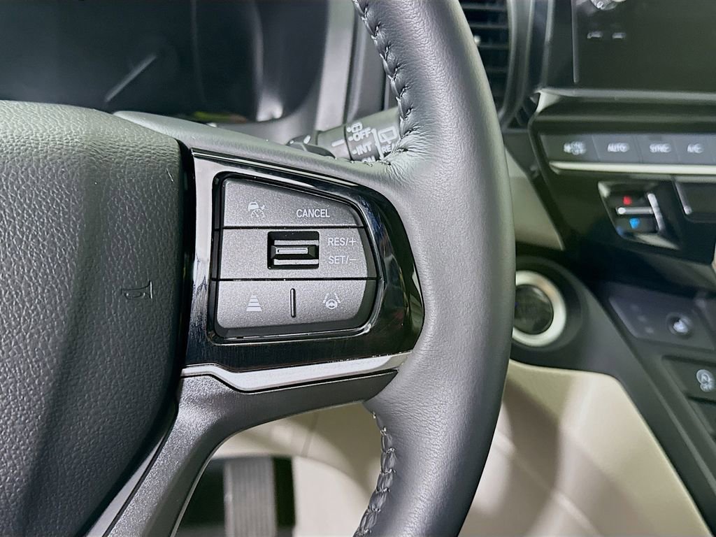 Used 2025 Honda Odyssey EX-L image 21