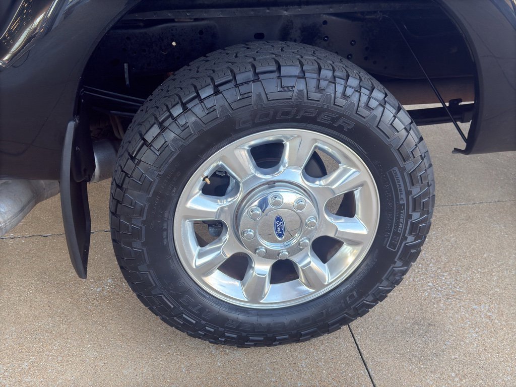 Used 2012 Ford F250 Lariat w/ Lariat Interior Pkg image 6