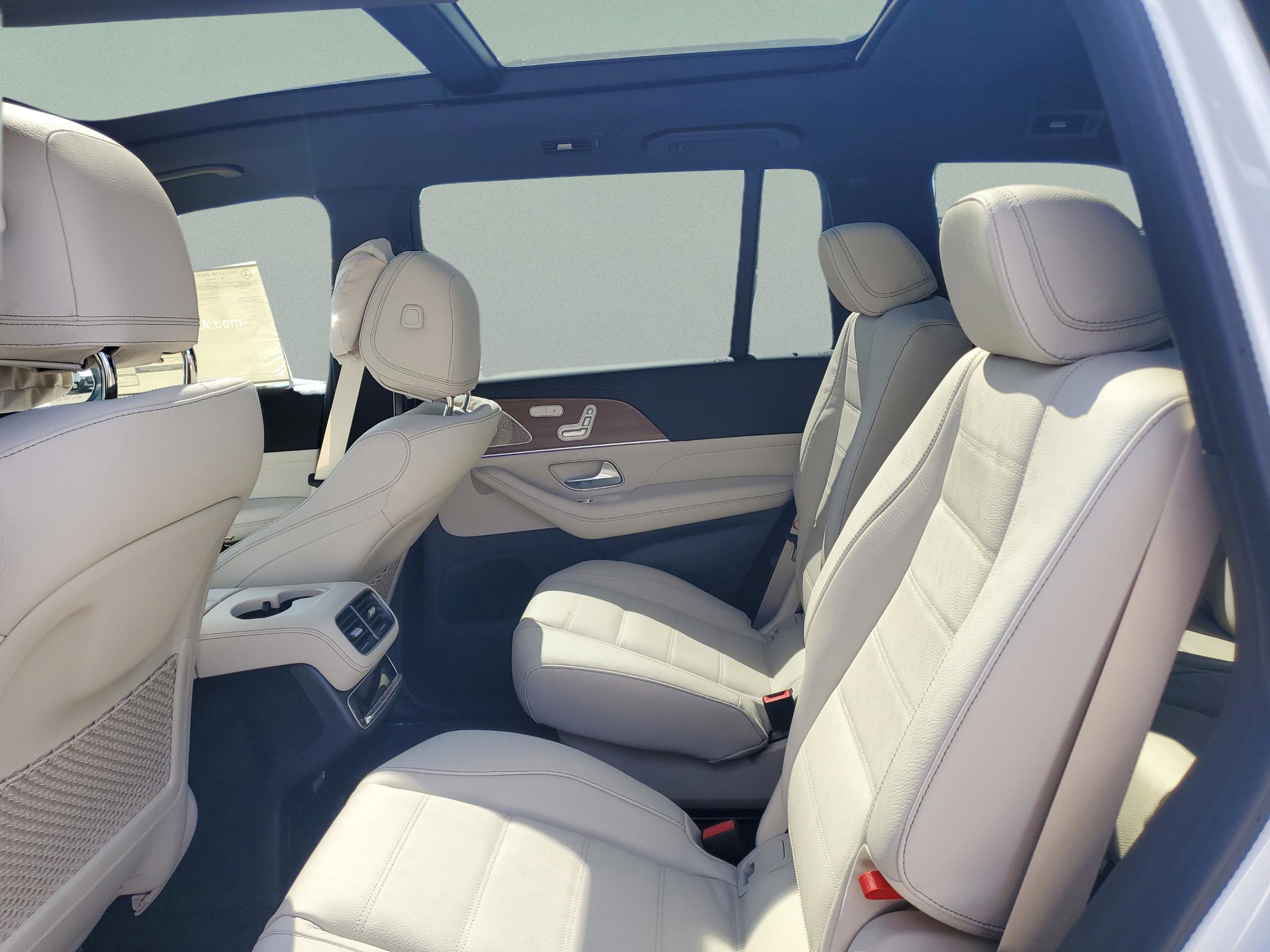 New 2026 Mercedes-Benz GLS 580 4MATIC image 34