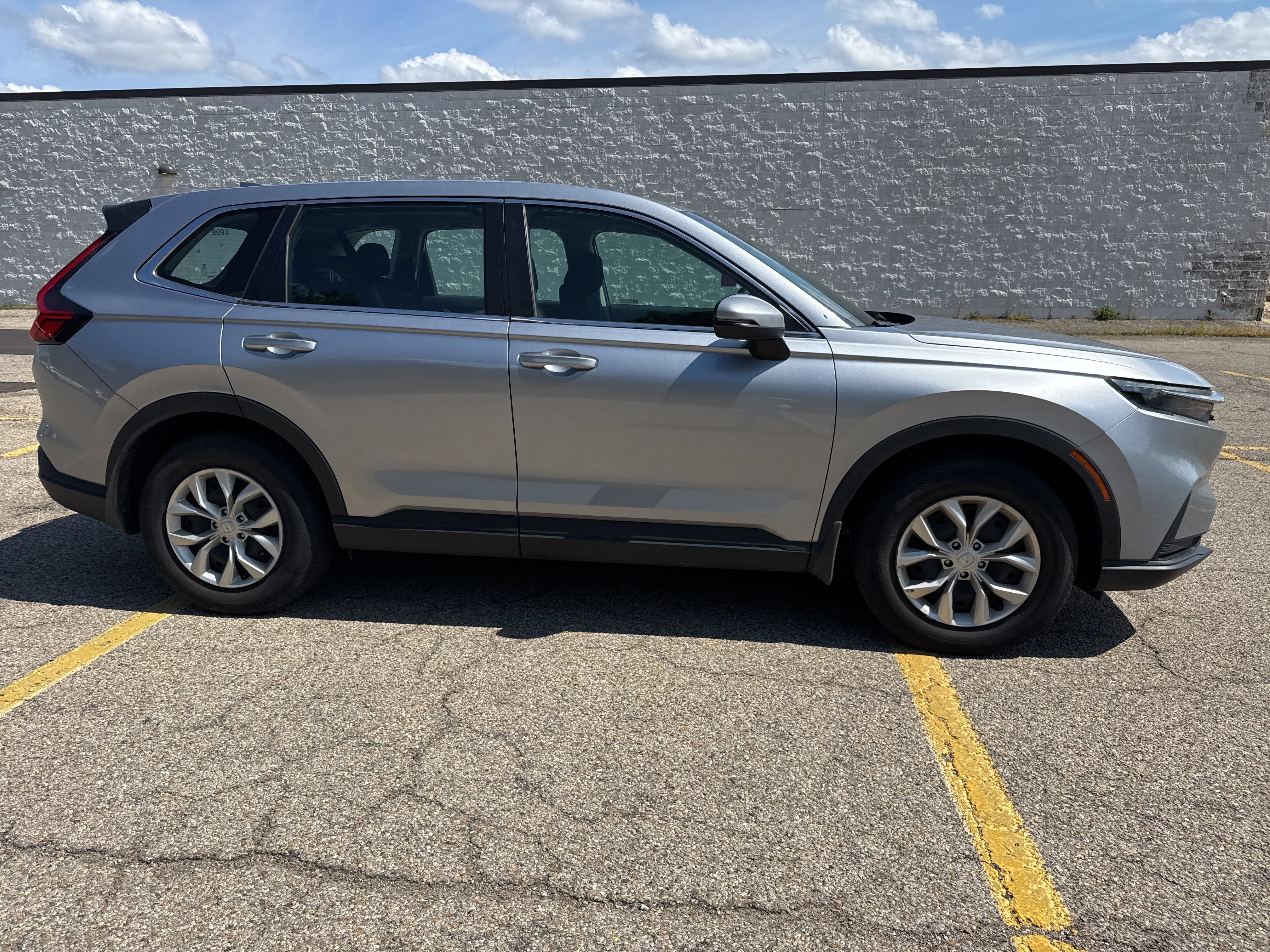 Used 2024 Honda CR-V LX image 23