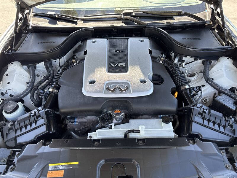 Used 2012 INFINITI G25 Journey RWD image 39