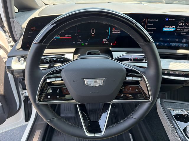 Certified 2025 Cadillac Optiq Luxury 2 w/ LPO, Floor Liner Package AWD/4WD image 16