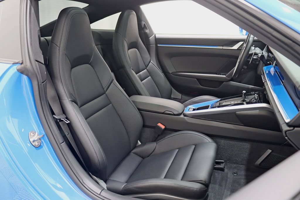Used 2022 Porsche 911 Carrera RWD image 28