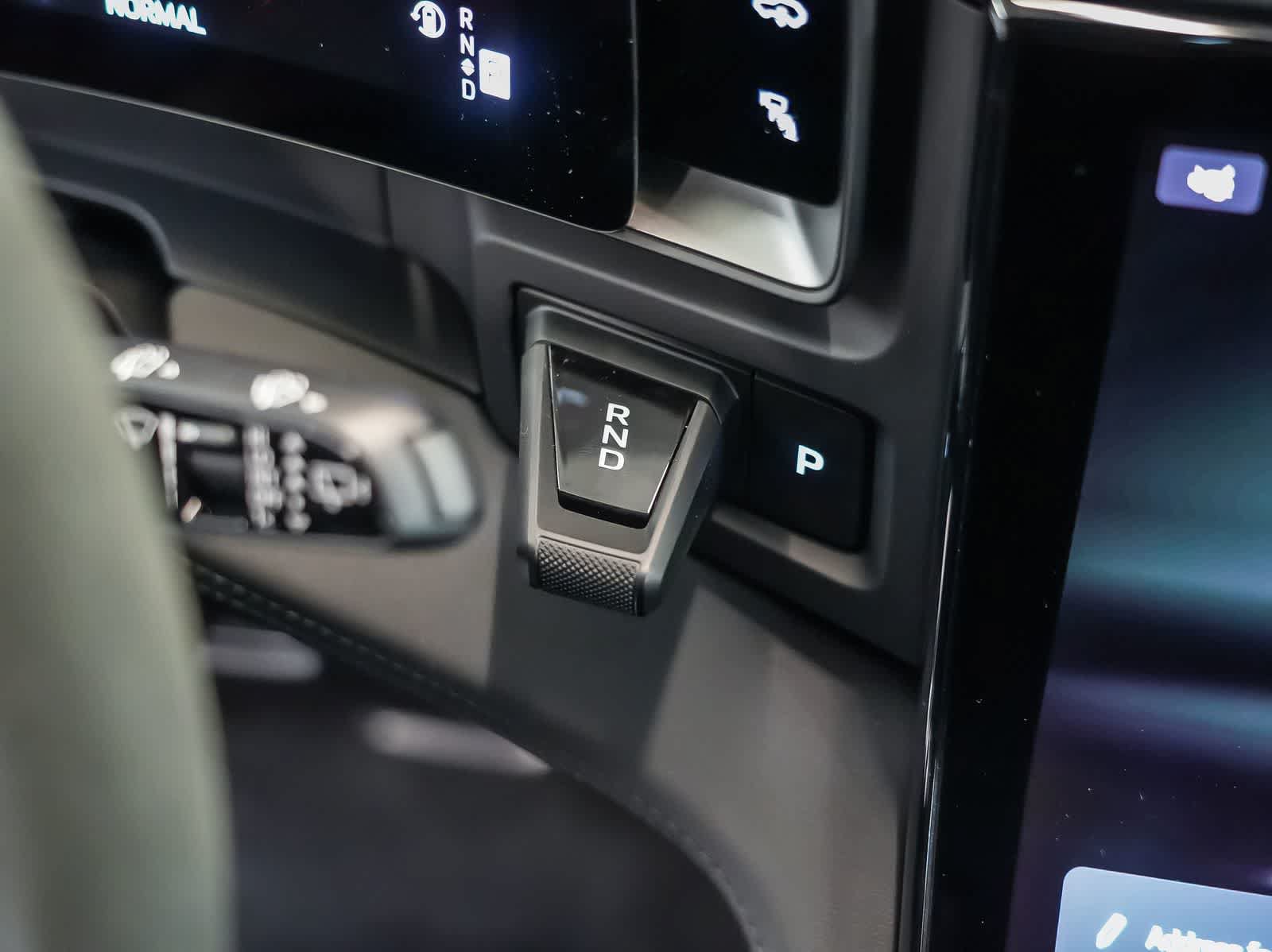New 2026 Porsche Cayenne Electric AWD/4WD image 24
