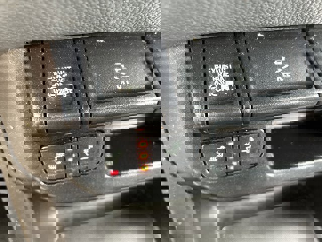 Used 2018 Chevrolet Colorado Z71 image 32