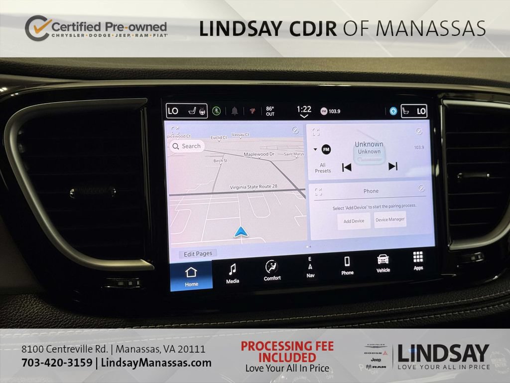 Certified 2025 Chrysler Pacifica Limited FWD image 24