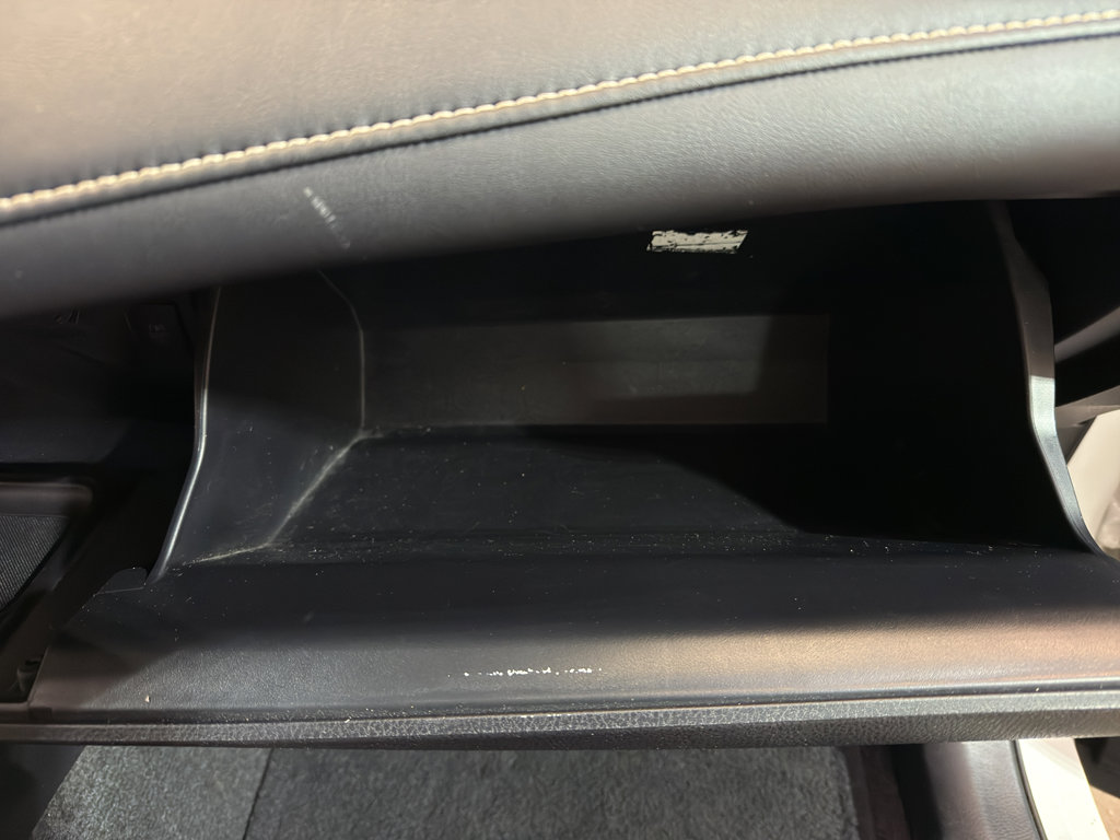 Used 2015 Toyota RAV4 Limited w/ Technology Package image 21