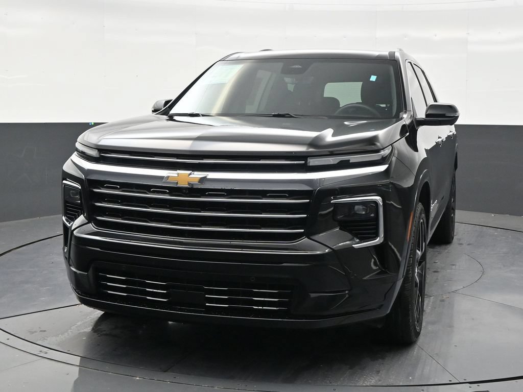 Used 2025 Chevrolet Traverse High Country FWD image 8