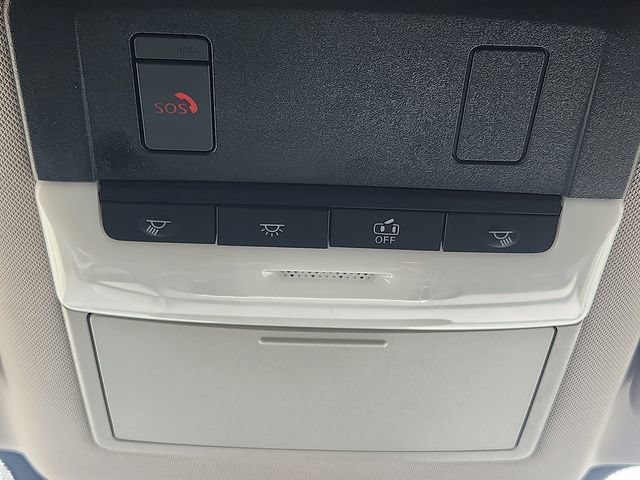 Used 2024 Nissan Rogue SV AWD/4WD image 19