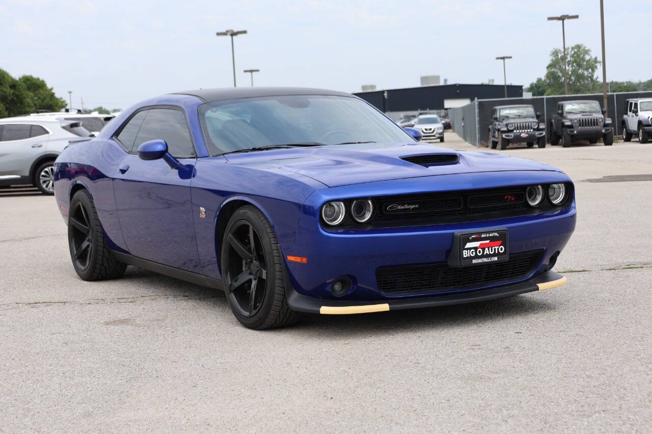 Used 2021 Dodge Challenger R/T Scat Pack RWD image 4