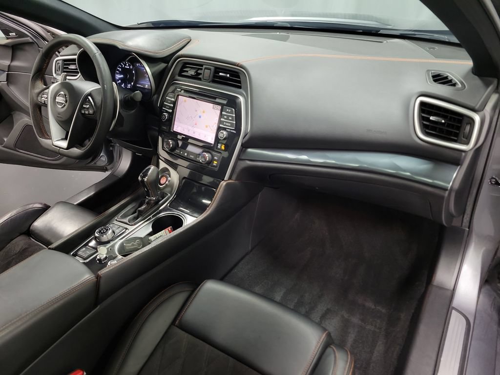 Used 2020 Nissan Maxima SR w/ Sport Mat Group FWD image 34