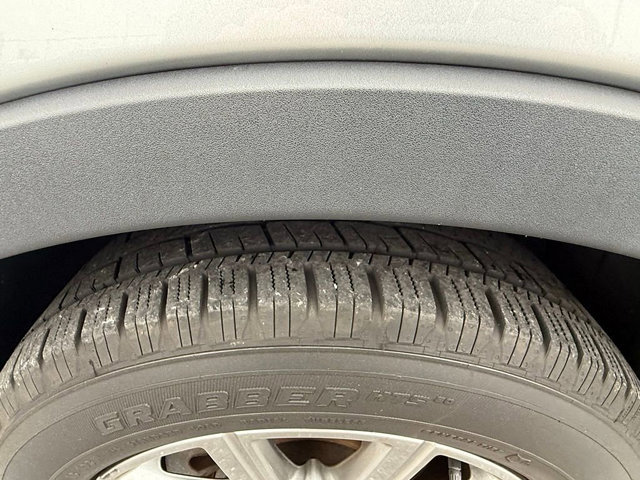 Used 2019 Cadillac XT4 Premium Luxury w/ Enhanced Visibility Package AWD/4WD image 11