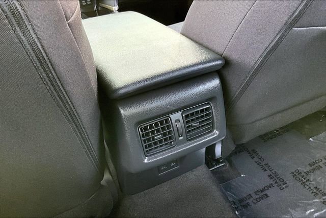 Used 2025 Toyota Camry LE image 10