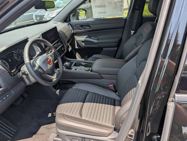 New 2026 Nissan Pathfinder Rock Creek w/ Rock Creek Premium Package AWD/4WD image 14