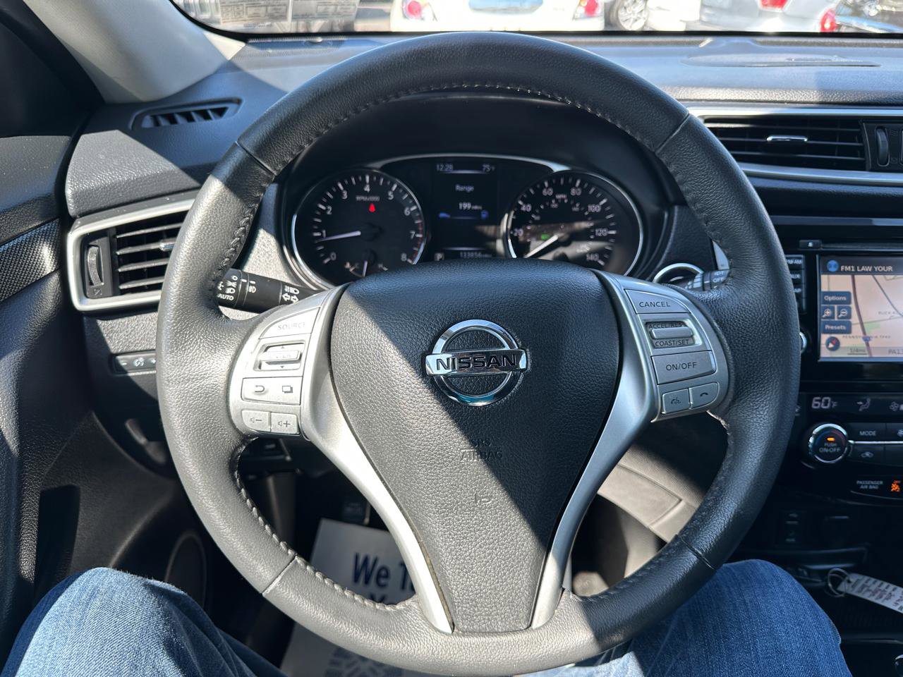 Used 2016 Nissan Rogue SL AWD/4WD image 22