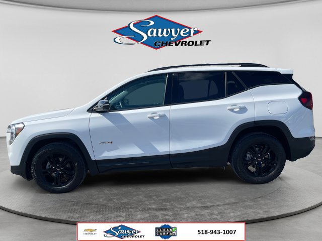 Used 2024 GMC Terrain AT4 w/ Tech Package AWD/4WD image 2
