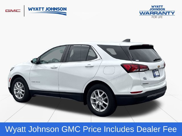 Used 2024 Chevrolet Equinox LT FWD image 3