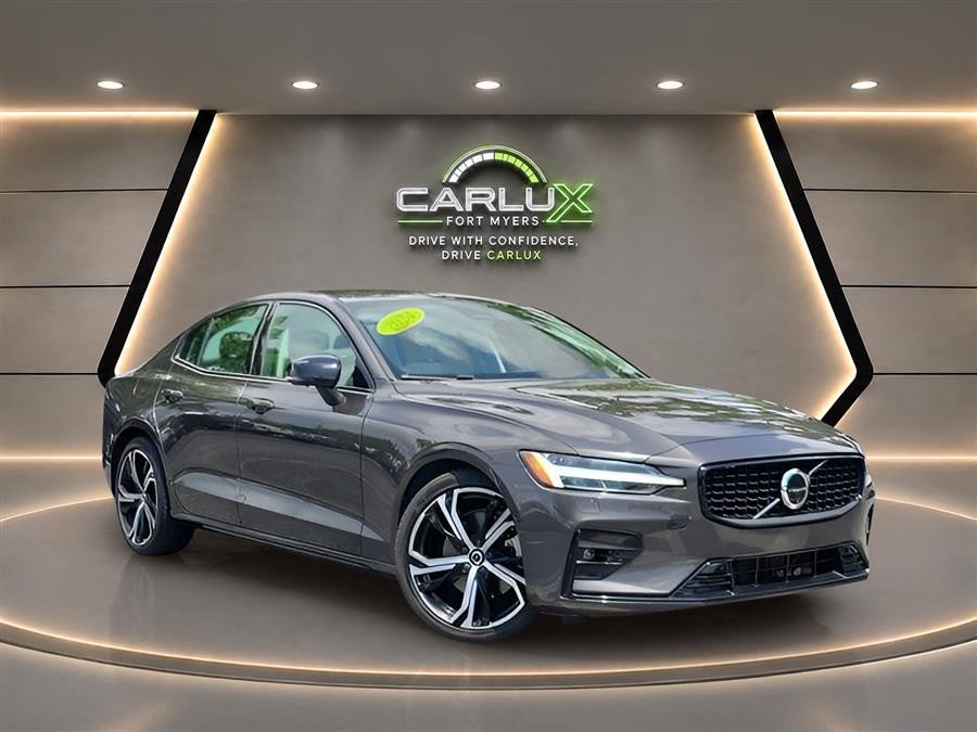 Used 2024 Volvo S60 B5 Plus FWD image 1