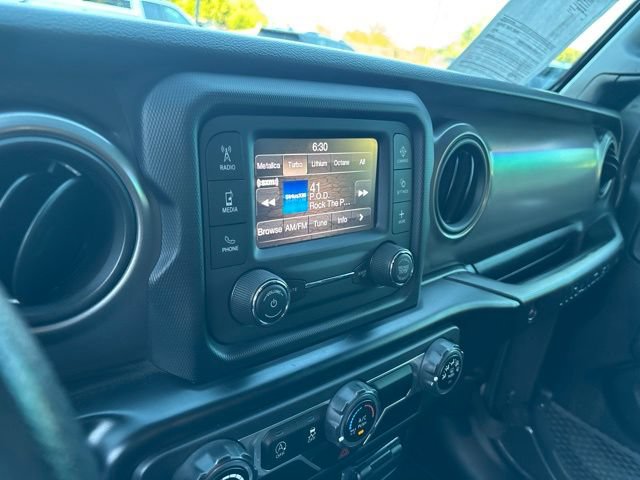 Used 2021 Jeep Wrangler Unlimited Sport AWD/4WD image 29