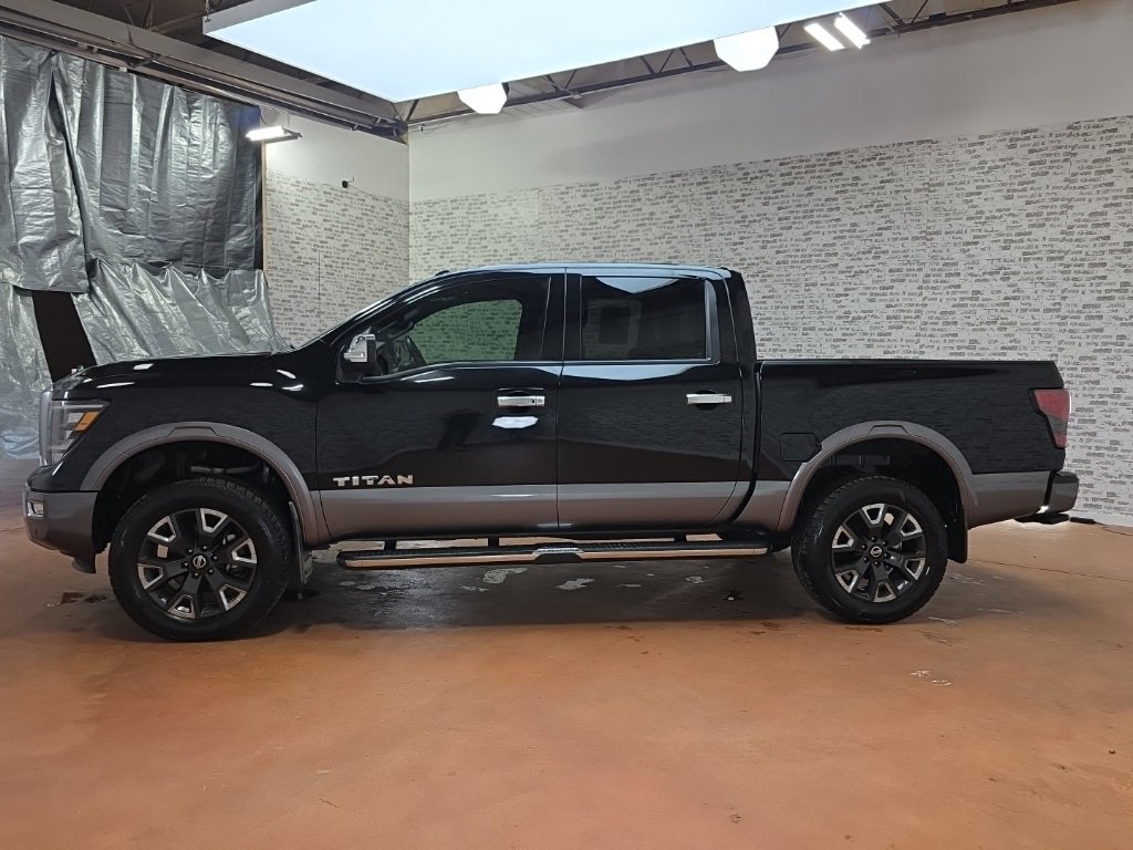 Used 2021 Nissan Titan Platinum Reserve w/ Moonroof Package image 5