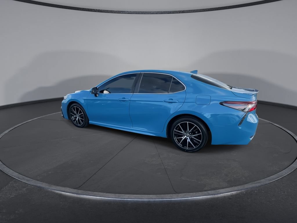 Used 2023 Toyota Camry SE FWD image 6