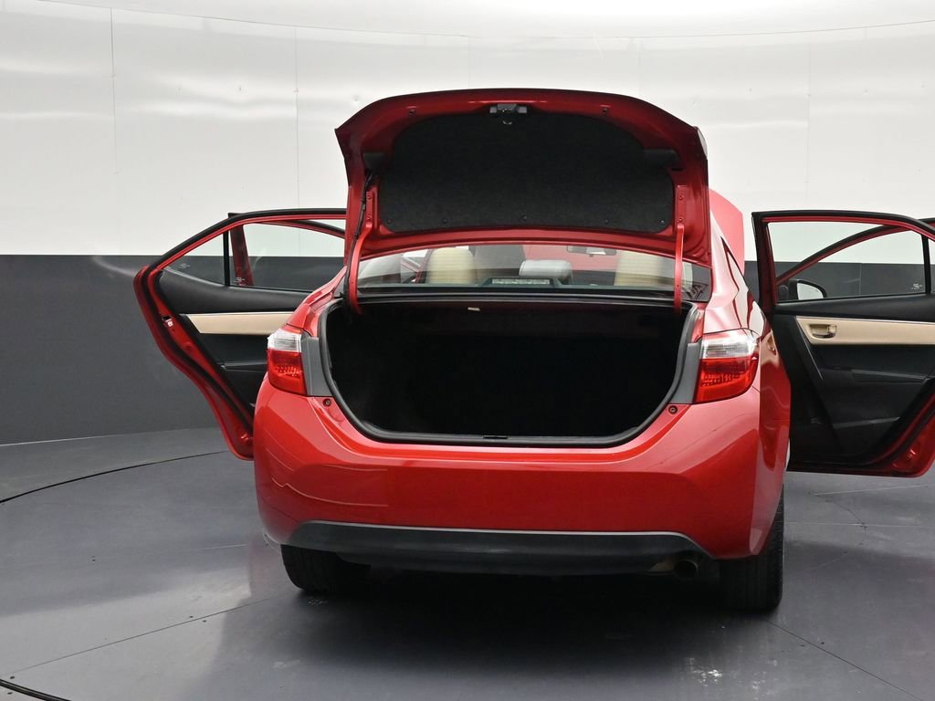 Used 2016 Toyota Corolla LE FWD image 40