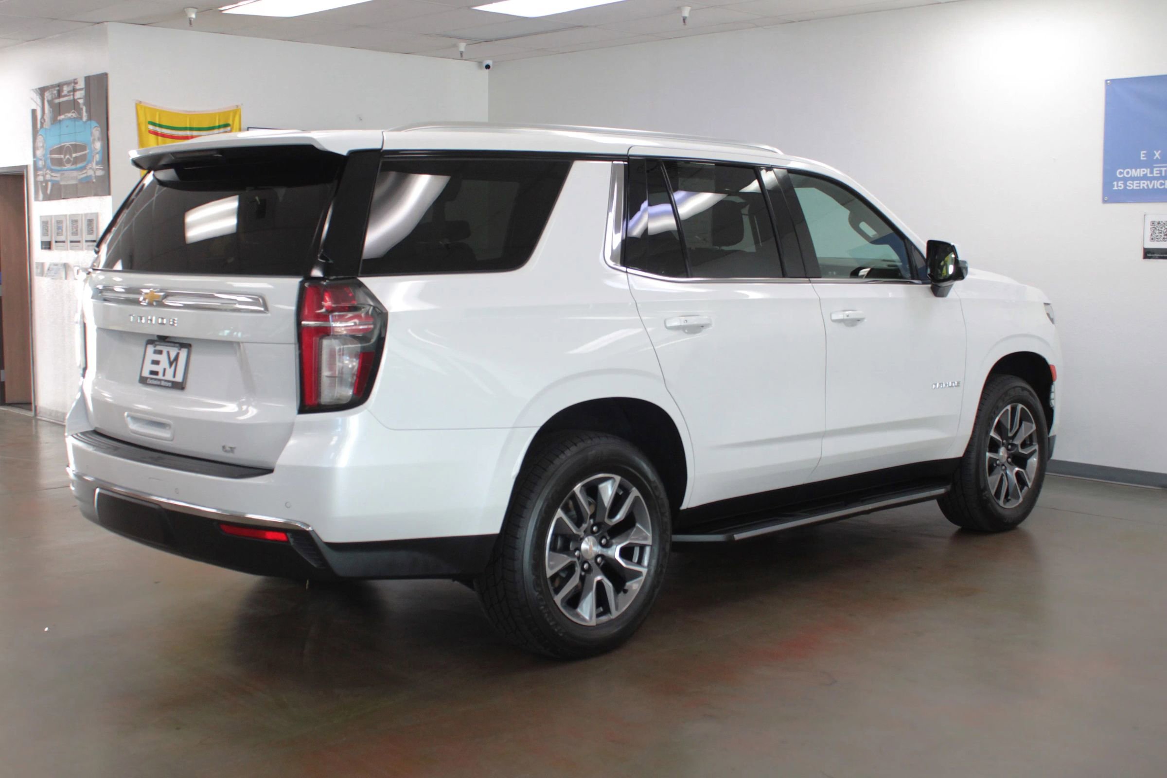 Used 2023 Chevrolet Tahoe LT w/ LT Signature Package image 5