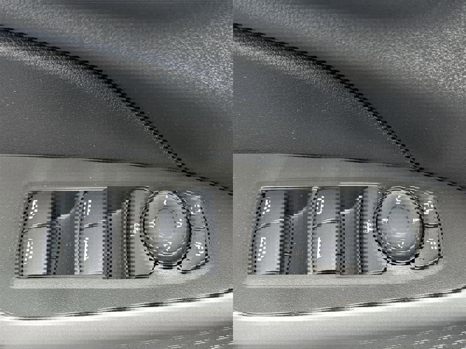 Used 2024 Chevrolet Trax LS image 21