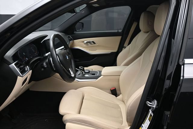 Used 2022 BMW 330i Sedan w/ Driving Assistance Package RWD image 6